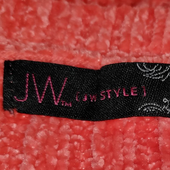 JW Style - Beautiful Sweater - Picture 5 of 6